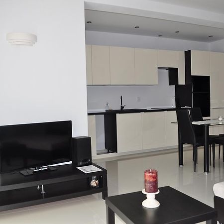 Apartament Scorpion Modlin Czosnów Exterior foto