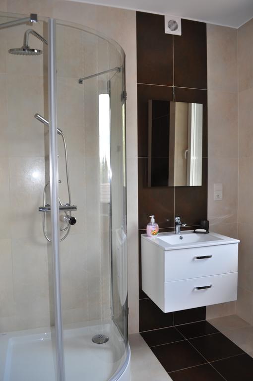 Apartament Scorpion Modlin Czosnów Exterior foto