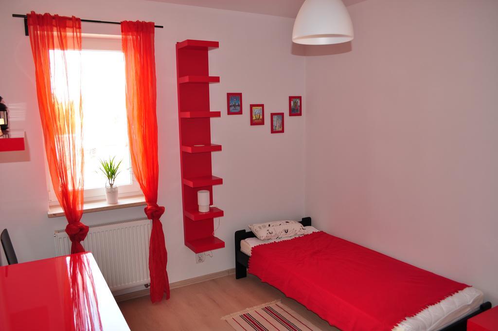 Apartament Scorpion Modlin Czosnów Exterior foto